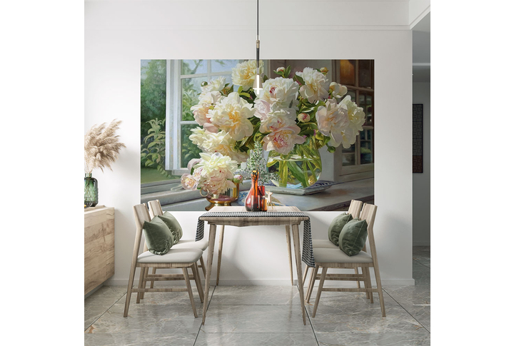 Фотообои «Пионы в букете на окне» в интерьере