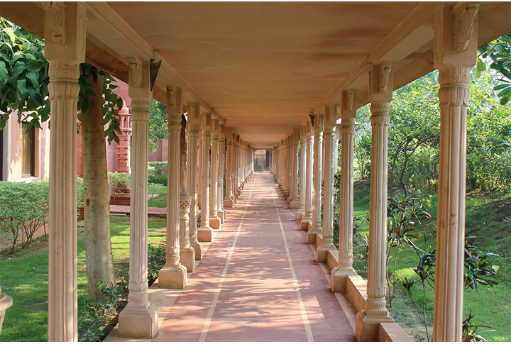 Фотообои «Терраса с колоннами»