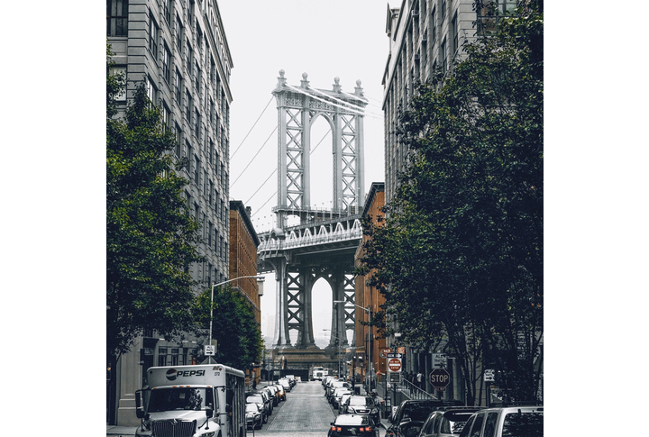 Фотообои «Улица города к Манхэттенскому мосту»
