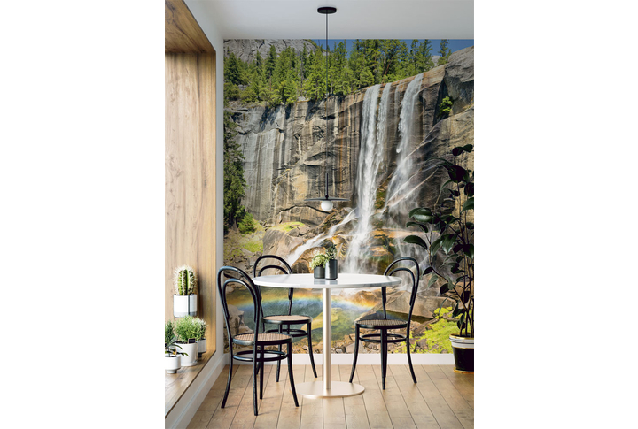 Фотообои «Водопад на скале в горах» в интерьере