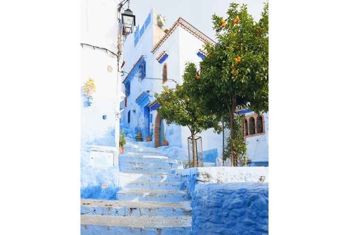 Фотообои «Улица вдоль домов старого города»