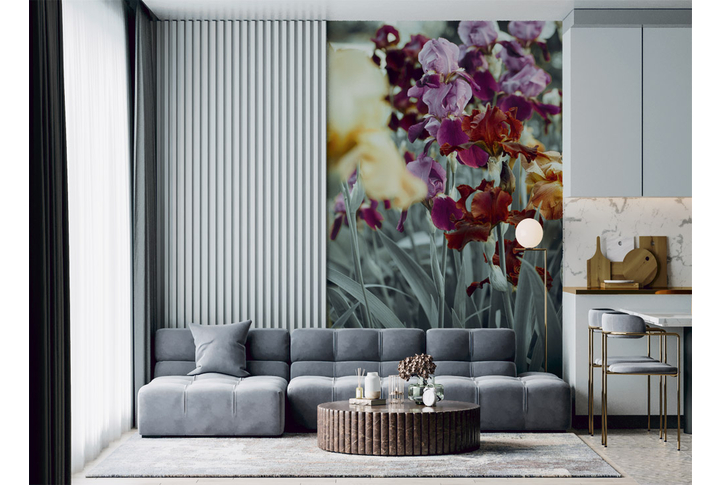 Фотообои «Ирисы с акцентом» в интерьере