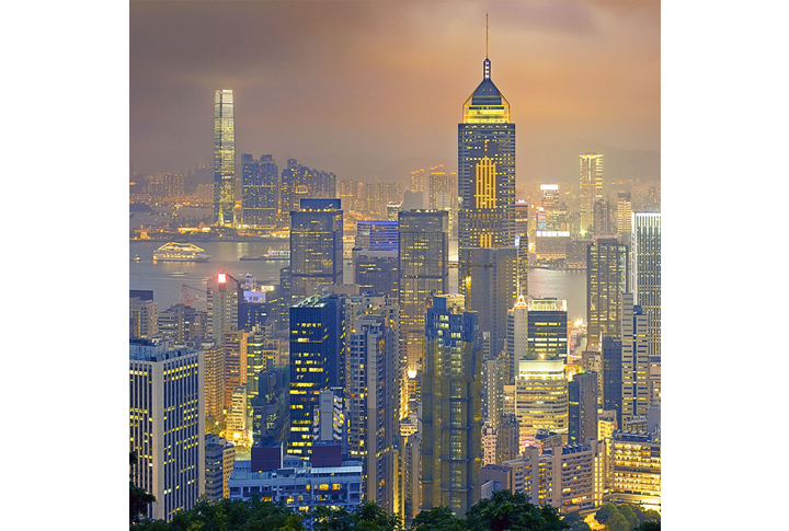 Фотообои «Ночной город Гонконг в тумане»