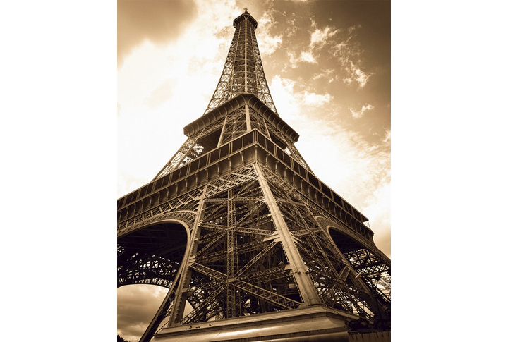 Фотообои «Эйфелева башня в Париже под сепию»