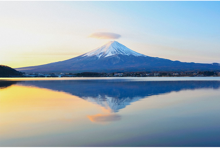 Фотообои «Гора Фудзияма у озера»