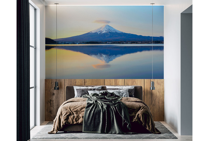 Фотообои «Гора Фудзияма у озера» в интерьере