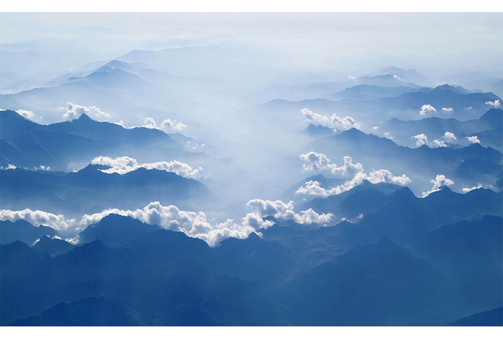 Фотообои «Голубые горы в тумане»