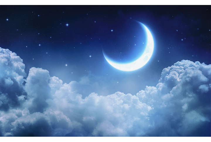 Фотообои «Луна в облаках на звездном небе»