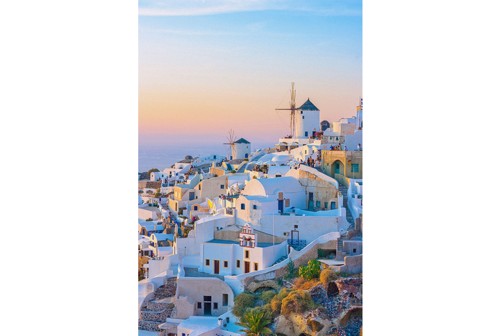 Фотообои «Старый город в Греции, Санторини в свете заката»