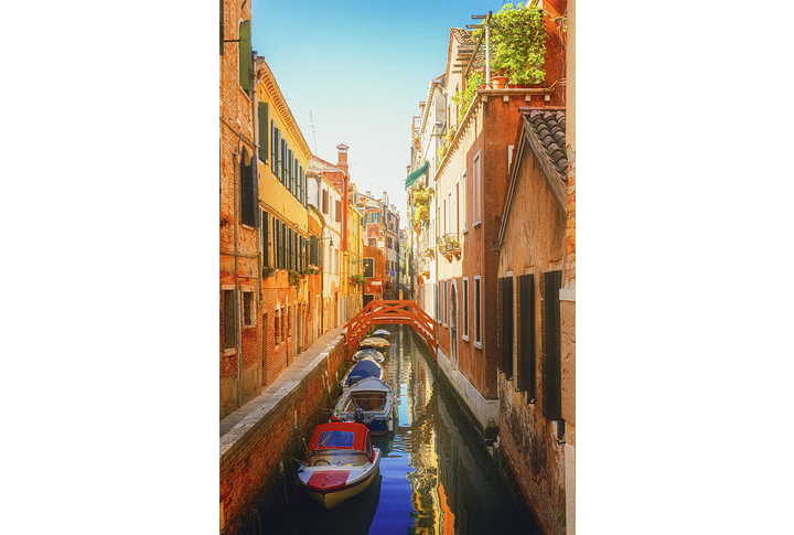 Фотообои «Каналы старой Венеции, улица в Италии»